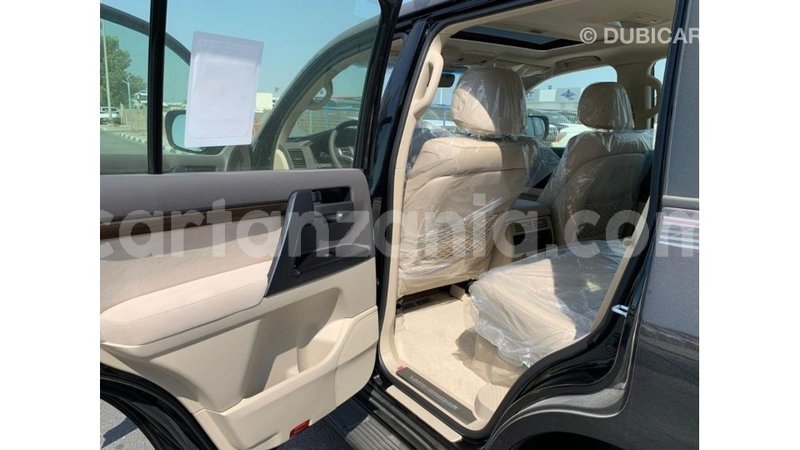 Big with watermark toyota land cruiser arusha import dubai 8203