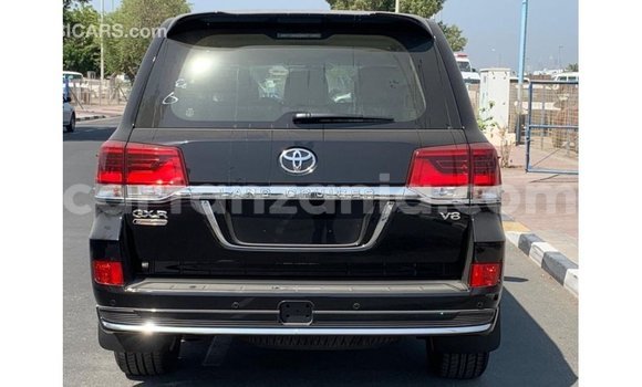 Nunua Imported Toyota Land Cruiser Nyeusi Gari ndani ya Import - Dubai nchini Arusha Nunua Imported Toyota Land Cruiser Nyeusi Gari ndani ya Import - Dubai nchini Arusha