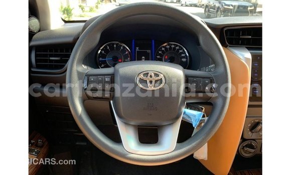 Nunua Imported Toyota Fortuner Nyingine Gari ndani ya Import - Dubai nchini Arusha Nunua Imported Toyota Fortuner Nyingine Gari ndani ya Import - Dubai nchini Arusha