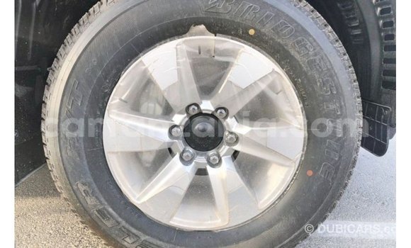 Nunua Imported Toyota Prado Nyeusi Gari ndani ya Import - Dubai nchini Arusha Nunua Imported Toyota Prado Nyeusi Gari ndani ya Import - Dubai nchini Arusha