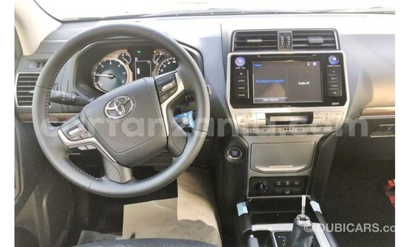 Nunua Imported Toyota Prado Nyeusi Gari ndani ya Import - Dubai nchini Arusha Nunua Imported Toyota Prado Nyeusi Gari ndani ya Import - Dubai nchini Arusha
