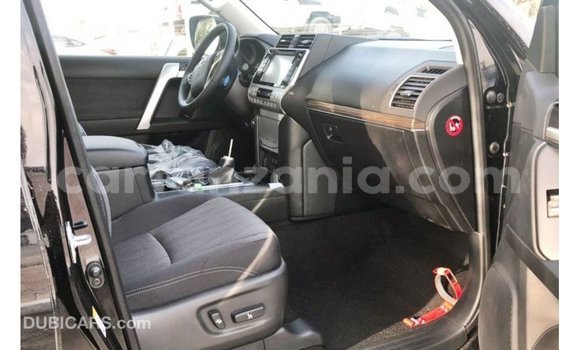 Nunua Imported Toyota Prado Nyeusi Gari ndani ya Import - Dubai nchini Arusha Nunua Imported Toyota Prado Nyeusi Gari ndani ya Import - Dubai nchini Arusha