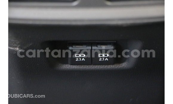 Nunua Imported Toyota 4Runner Nyeupe Gari ndani ya Import - Dubai nchini Arusha Nunua Imported Toyota 4Runner Nyeupe Gari ndani ya Import - Dubai nchini Arusha