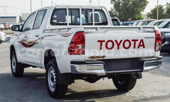 Buy Import Toyota Hilux White Car in Import - Dubai in Arusha Buy Import Toyota Hilux White Car in Import - Dubai in Arusha