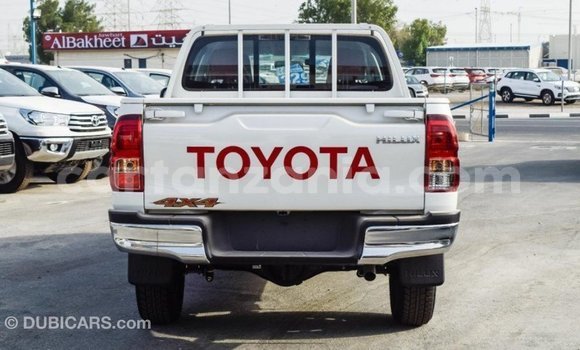 Buy Import Toyota Hilux White Car in Import - Dubai in Arusha Buy Import Toyota Hilux White Car in Import - Dubai in Arusha