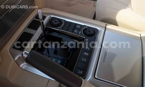 Nunua Imported Toyota Land Cruiser Nyeusi Gari ndani ya Import - Dubai nchini Arusha Nunua Imported Toyota Land Cruiser Nyeusi Gari ndani ya Import - Dubai nchini Arusha