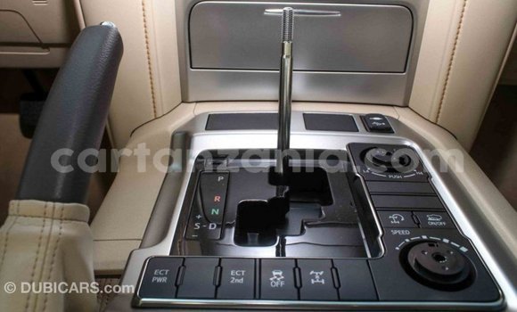 Nunua Imported Toyota Land Cruiser Nyeusi Gari ndani ya Import - Dubai nchini Arusha Nunua Imported Toyota Land Cruiser Nyeusi Gari ndani ya Import - Dubai nchini Arusha