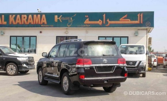 Nunua Imported Toyota Land Cruiser Nyeusi Gari ndani ya Import - Dubai nchini Arusha Nunua Imported Toyota Land Cruiser Nyeusi Gari ndani ya Import - Dubai nchini Arusha