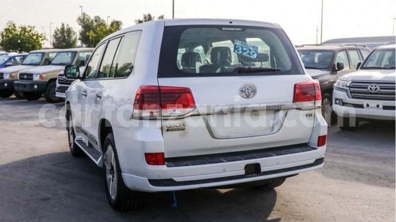 Big with watermark toyota land cruiser arusha import dubai 8219