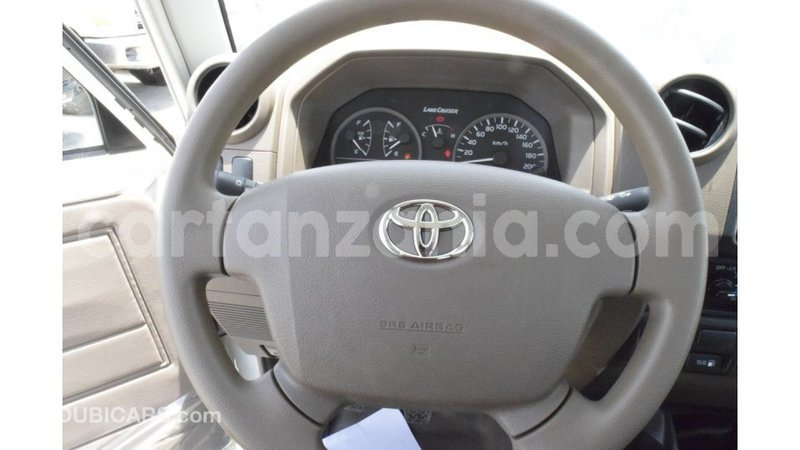 Big with watermark toyota land cruiser arusha import dubai 8223