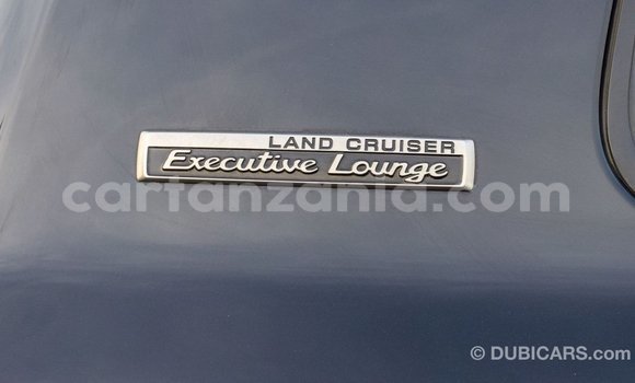 Nunua Imported Toyota Land Cruiser Nyeusi Gari ndani ya Import - Dubai nchini Arusha Nunua Imported Toyota Land Cruiser Nyeusi Gari ndani ya Import - Dubai nchini Arusha