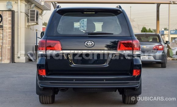 Nunua Imported Toyota Land Cruiser Nyeusi Gari ndani ya Import - Dubai nchini Arusha Nunua Imported Toyota Land Cruiser Nyeusi Gari ndani ya Import - Dubai nchini Arusha