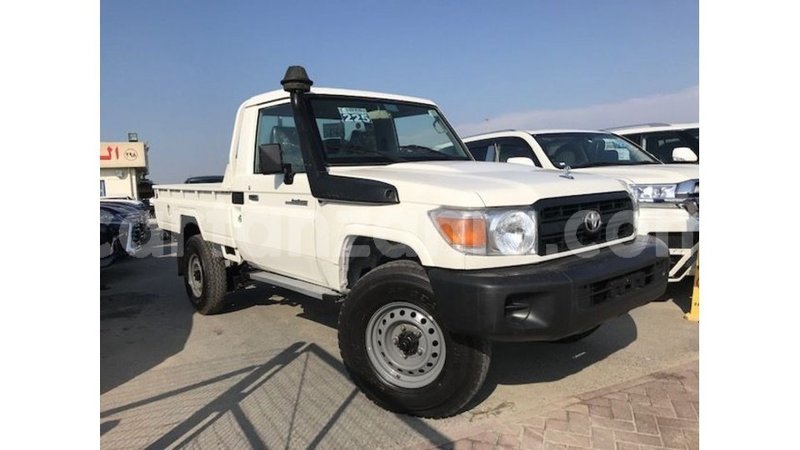 Big with watermark toyota land cruiser arusha import dubai 8233