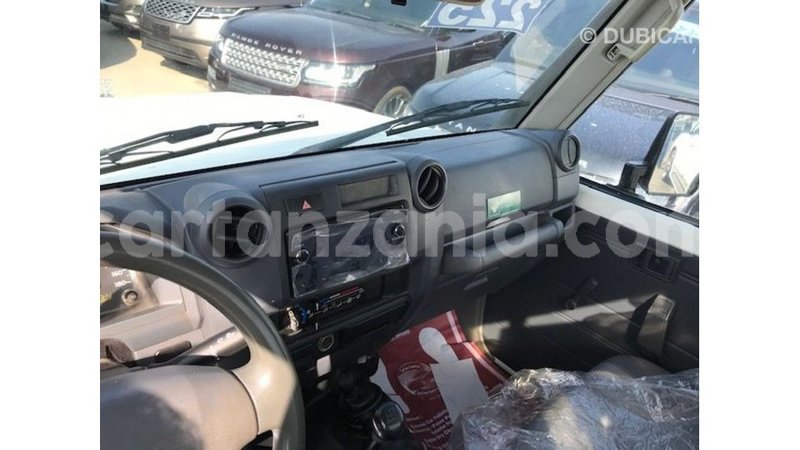 Big with watermark toyota land cruiser arusha import dubai 8233