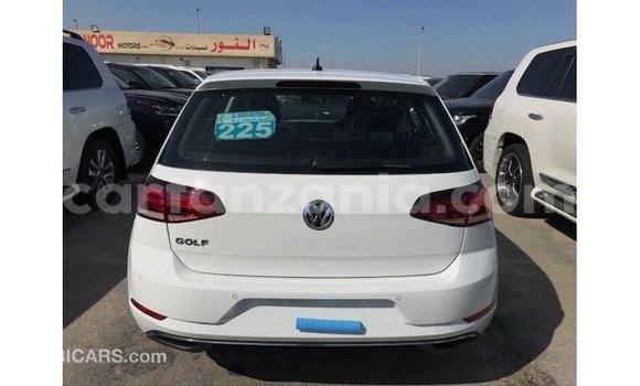 Nunua Imported Volkswagen Golf Nyeupe Gari ndani ya Import - Dubai nchini Arusha Nunua Imported Volkswagen Golf Nyeupe Gari ndani ya Import - Dubai nchini Arusha