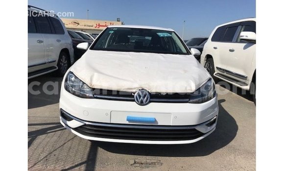Nunua Imported Volkswagen Golf Nyeupe Gari ndani ya Import - Dubai nchini Arusha Nunua Imported Volkswagen Golf Nyeupe Gari ndani ya Import - Dubai nchini Arusha