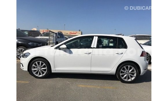 Nunua Imported Volkswagen Golf Nyeupe Gari ndani ya Import - Dubai nchini Arusha Nunua Imported Volkswagen Golf Nyeupe Gari ndani ya Import - Dubai nchini Arusha
