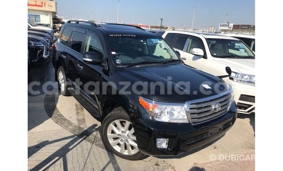 Nunua Imported Toyota Land Cruiser Nyeusi Gari ndani ya Import - Dubai nchini Arusha Nunua Imported Toyota Land Cruiser Nyeusi Gari ndani ya Import - Dubai nchini Arusha