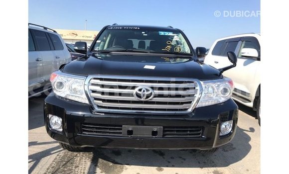 Nunua Imported Toyota Land Cruiser Nyeusi Gari ndani ya Import - Dubai nchini Arusha Nunua Imported Toyota Land Cruiser Nyeusi Gari ndani ya Import - Dubai nchini Arusha