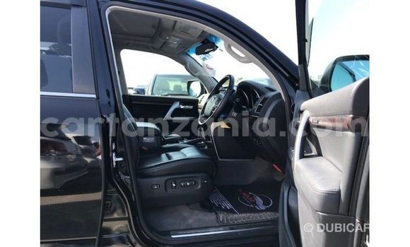 Nunua Imported Toyota Land Cruiser Nyeusi Gari ndani ya Import - Dubai nchini Arusha Nunua Imported Toyota Land Cruiser Nyeusi Gari ndani ya Import - Dubai nchini Arusha