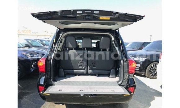 Nunua Imported Toyota Land Cruiser Nyeusi Gari ndani ya Import - Dubai nchini Arusha Nunua Imported Toyota Land Cruiser Nyeusi Gari ndani ya Import - Dubai nchini Arusha
