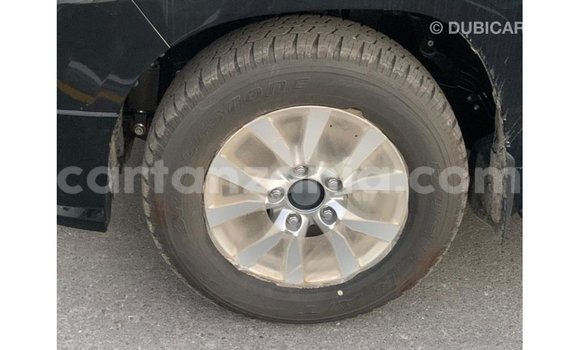 Nunua Imported Toyota Land Cruiser Nyeusi Gari ndani ya Import - Dubai nchini Arusha Nunua Imported Toyota Land Cruiser Nyeusi Gari ndani ya Import - Dubai nchini Arusha