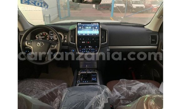 Nunua Imported Toyota Land Cruiser Nyeusi Gari ndani ya Import - Dubai nchini Arusha Nunua Imported Toyota Land Cruiser Nyeusi Gari ndani ya Import - Dubai nchini Arusha