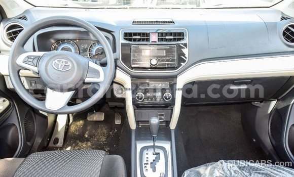 Nunua Imported Toyota Rush Brown Gari ndani ya Import - Dubai nchini Arusha Nunua Imported Toyota Rush Brown Gari ndani ya Import - Dubai nchini Arusha