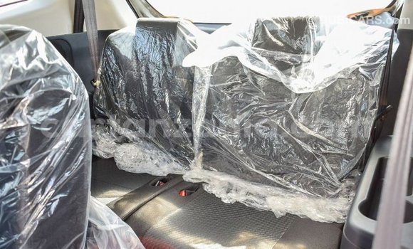 Nunua Imported Toyota Rush Brown Gari ndani ya Import - Dubai nchini Arusha Nunua Imported Toyota Rush Brown Gari ndani ya Import - Dubai nchini Arusha