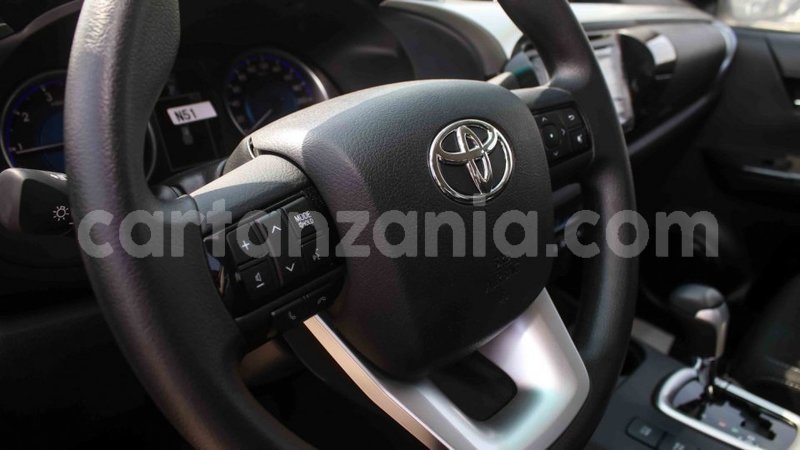 Big with watermark toyota hilux arusha import dubai 8246