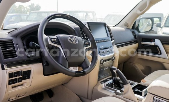 Nunua Imported Toyota Land Cruiser Nyeusi Gari ndani ya Import - Dubai nchini Arusha Nunua Imported Toyota Land Cruiser Nyeusi Gari ndani ya Import - Dubai nchini Arusha