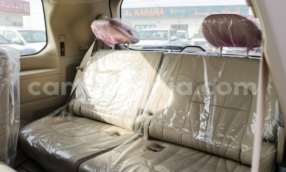 Nunua Imported Toyota Land Cruiser Nyeusi Gari ndani ya Import - Dubai nchini Arusha Nunua Imported Toyota Land Cruiser Nyeusi Gari ndani ya Import - Dubai nchini Arusha