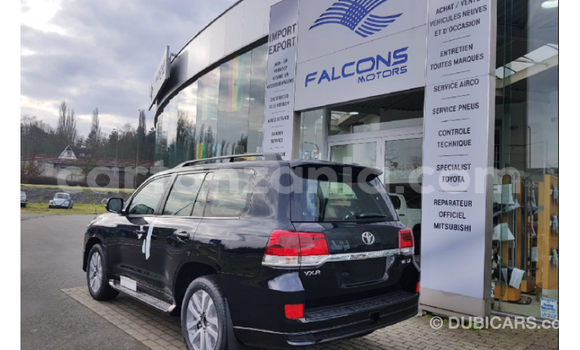 Buy Import Toyota Land Cruiser Black Car in Import - Dubai in Arusha Buy Import Toyota Land Cruiser Black Car in Import - Dubai in Arusha