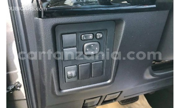 Nunua Imported Toyota Prado Nyingine Gari ndani ya Import - Dubai nchini Arusha Nunua Imported Toyota Prado Nyingine Gari ndani ya Import - Dubai nchini Arusha