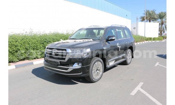 Nunua Imported Toyota Land Cruiser Nyeusi Gari ndani ya Import - Dubai nchini Arusha Nunua Imported Toyota Land Cruiser Nyeusi Gari ndani ya Import - Dubai nchini Arusha