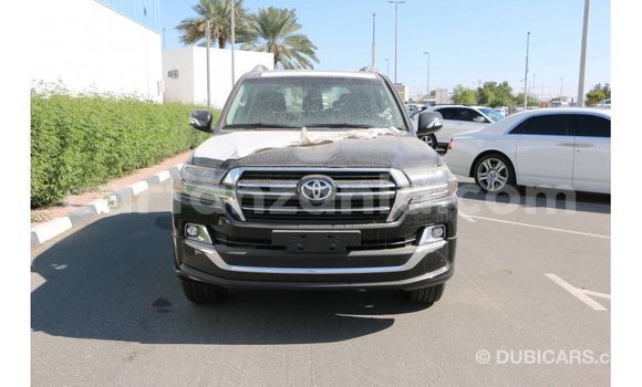 Nunua Imported Toyota Land Cruiser Nyeusi Gari ndani ya Import - Dubai nchini Arusha Nunua Imported Toyota Land Cruiser Nyeusi Gari ndani ya Import - Dubai nchini Arusha