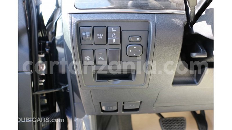 Big with watermark toyota land cruiser arusha import dubai 8256