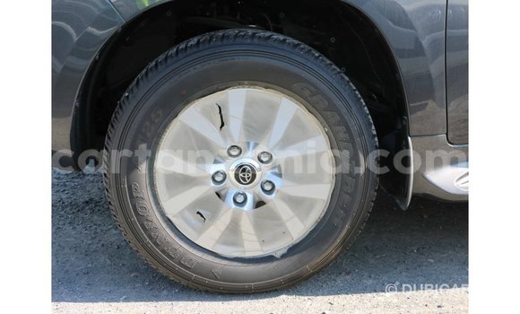 Nunua Imported Toyota Land Cruiser Nyeusi Gari ndani ya Import - Dubai nchini Arusha Nunua Imported Toyota Land Cruiser Nyeusi Gari ndani ya Import - Dubai nchini Arusha