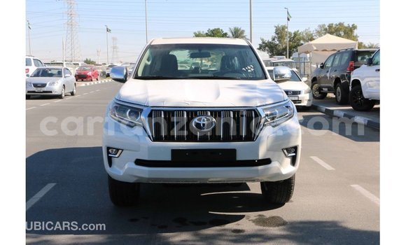 Nunua Imported Toyota Prado Nyeupe Gari ndani ya Import - Dubai nchini Arusha Nunua Imported Toyota Prado Nyeupe Gari ndani ya Import - Dubai nchini Arusha