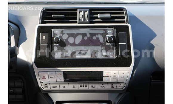 Nunua Imported Toyota Prado Nyeupe Gari ndani ya Import - Dubai nchini Arusha Nunua Imported Toyota Prado Nyeupe Gari ndani ya Import - Dubai nchini Arusha