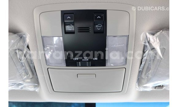 Nunua Imported Toyota Prado Nyeupe Gari ndani ya Import - Dubai nchini Arusha Nunua Imported Toyota Prado Nyeupe Gari ndani ya Import - Dubai nchini Arusha