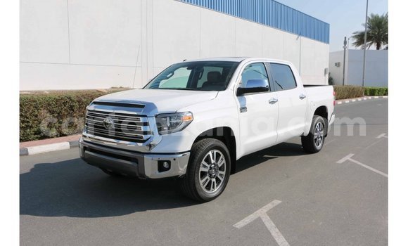 Nunua Imported Toyota Tundra Nyeupe Gari ndani ya Import - Dubai nchini Arusha Nunua Imported Toyota Tundra Nyeupe Gari ndani ya Import - Dubai nchini Arusha