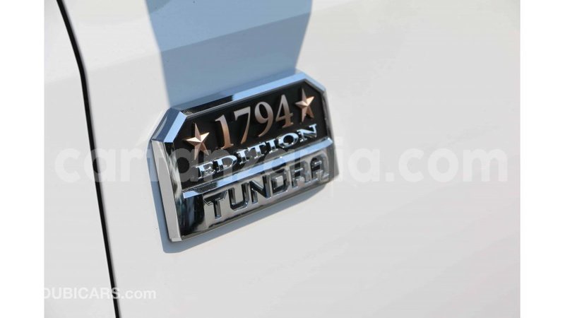 Big with watermark toyota tundra arusha import dubai 8259