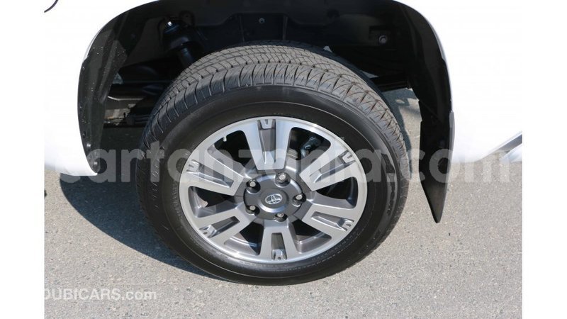 Big with watermark toyota tundra arusha import dubai 8259