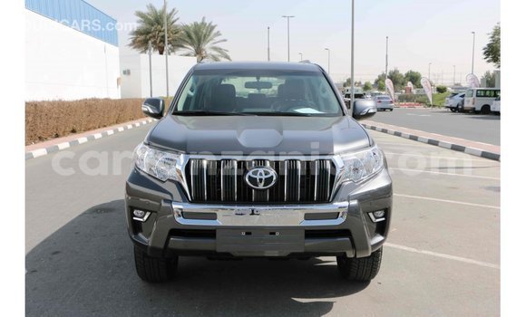 Nunua Imported Toyota Prado Nyeusi Gari ndani ya Import - Dubai nchini Arusha Nunua Imported Toyota Prado Nyeusi Gari ndani ya Import - Dubai nchini Arusha