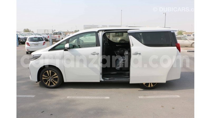 Big with watermark toyota alphard arusha import dubai 8265