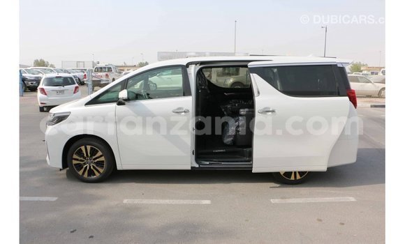 Nunua Imported Toyota Alphard Nyeupe Gari ndani ya Import - Dubai nchini Arusha Nunua Imported Toyota Alphard Nyeupe Gari ndani ya Import - Dubai nchini Arusha