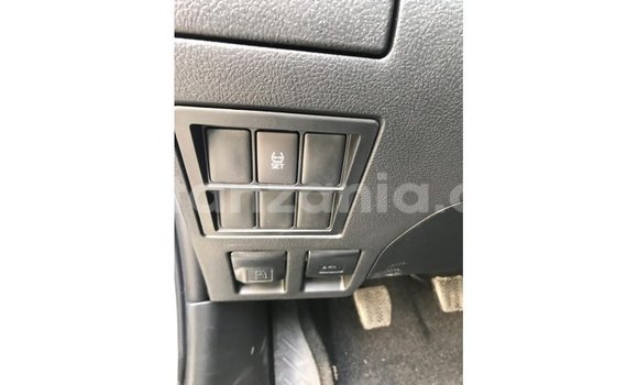 Nunua Imported Toyota Hilux Nyeupe Gari ndani ya Import - Dubai nchini Arusha Nunua Imported Toyota Hilux Nyeupe Gari ndani ya Import - Dubai nchini Arusha