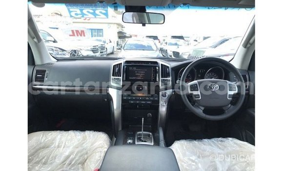 Nunua Imported Toyota Land Cruiser Nyeusi Gari ndani ya Import - Dubai nchini Arusha Nunua Imported Toyota Land Cruiser Nyeusi Gari ndani ya Import - Dubai nchini Arusha