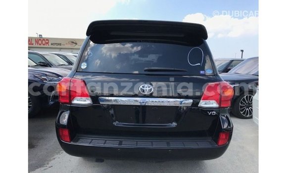 Nunua Imported Toyota Land Cruiser Nyeusi Gari ndani ya Import - Dubai nchini Arusha Nunua Imported Toyota Land Cruiser Nyeusi Gari ndani ya Import - Dubai nchini Arusha